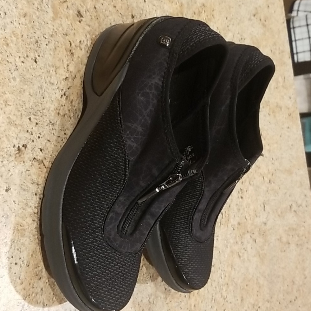 Bzees womens shoes